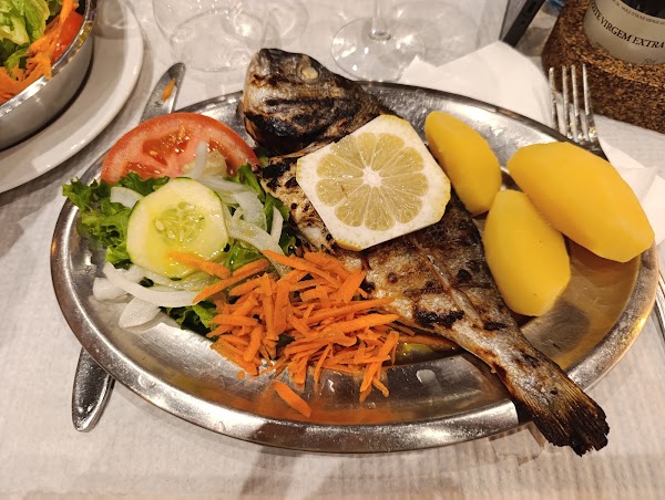 Cantinho da Rosa Restaurant 4