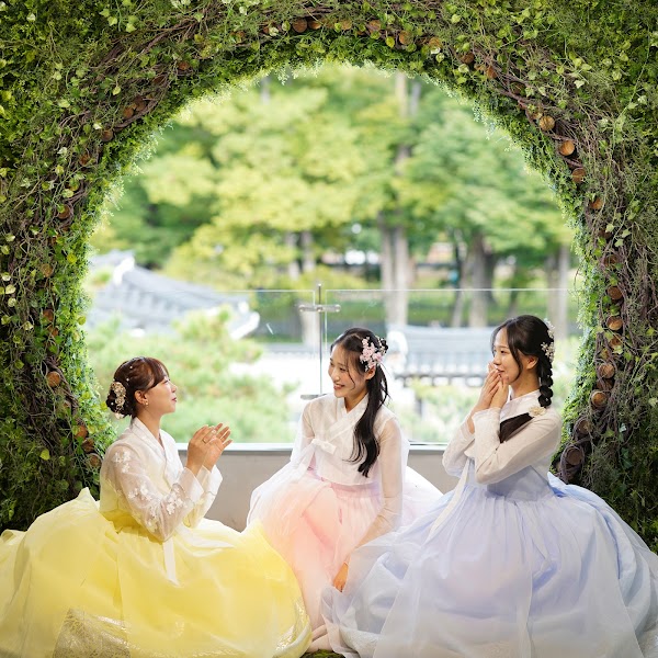 Jeonju hanok village hanbok rental HANBOKNAM 5