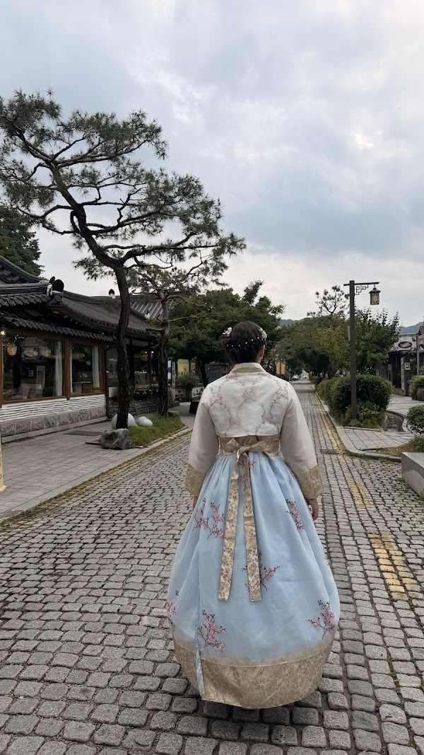 Jeonju hanok village hanbok rental HANBOKNAM 2