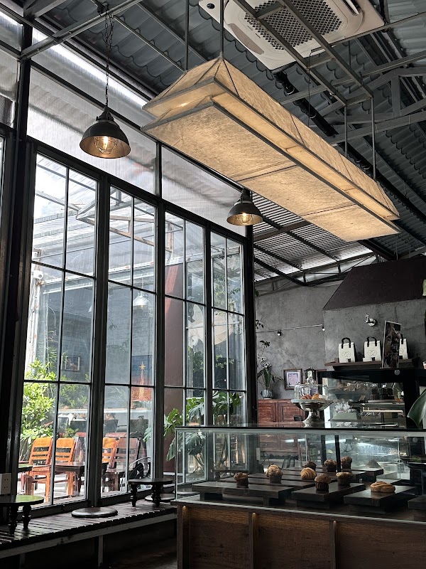 1224 CAKE & CAFE ( Xưởng Bánh Thủ Công và Cafe ) 5