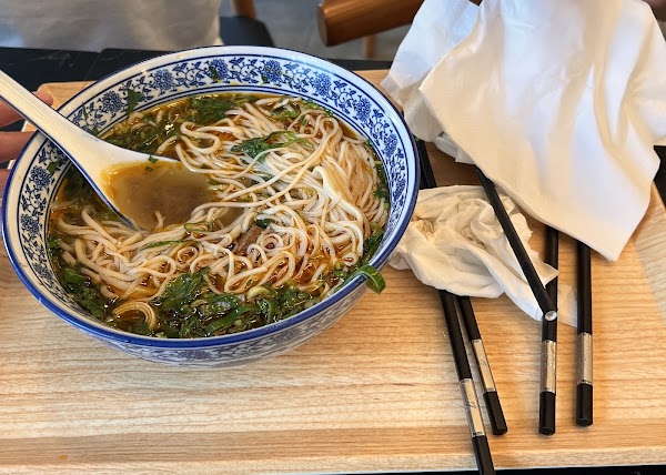JWD Lamian Noodle Bar (Liverpool St) 金味德拉面 3