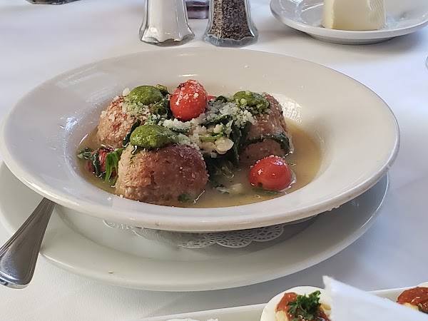 Clancy's Restaurant 5