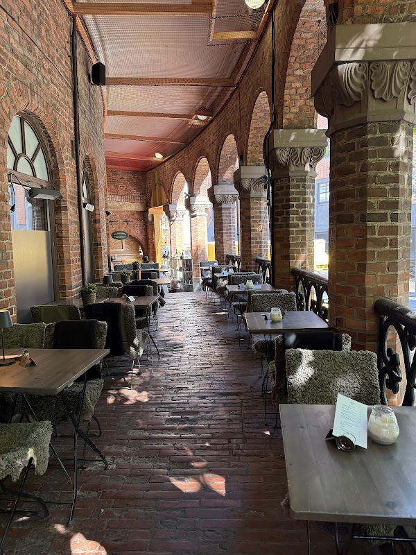 Café Cathedral 2