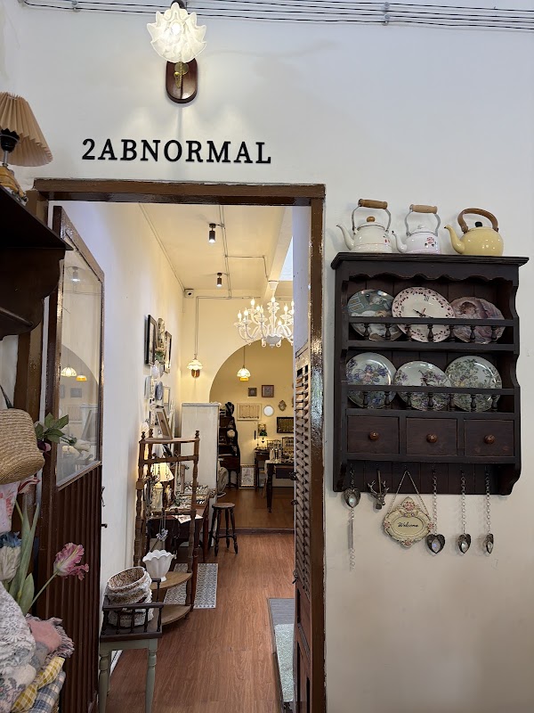 2ABNORMAL - Vintage Jewelry & Clothing 1