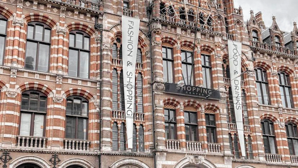 Magna Plaza