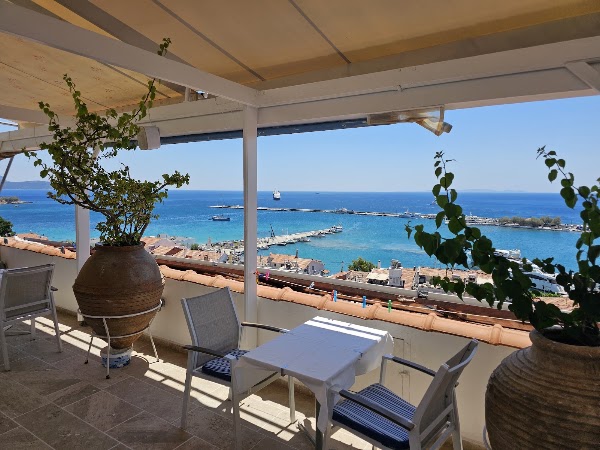 Remezzo hotel Pythagorion 4