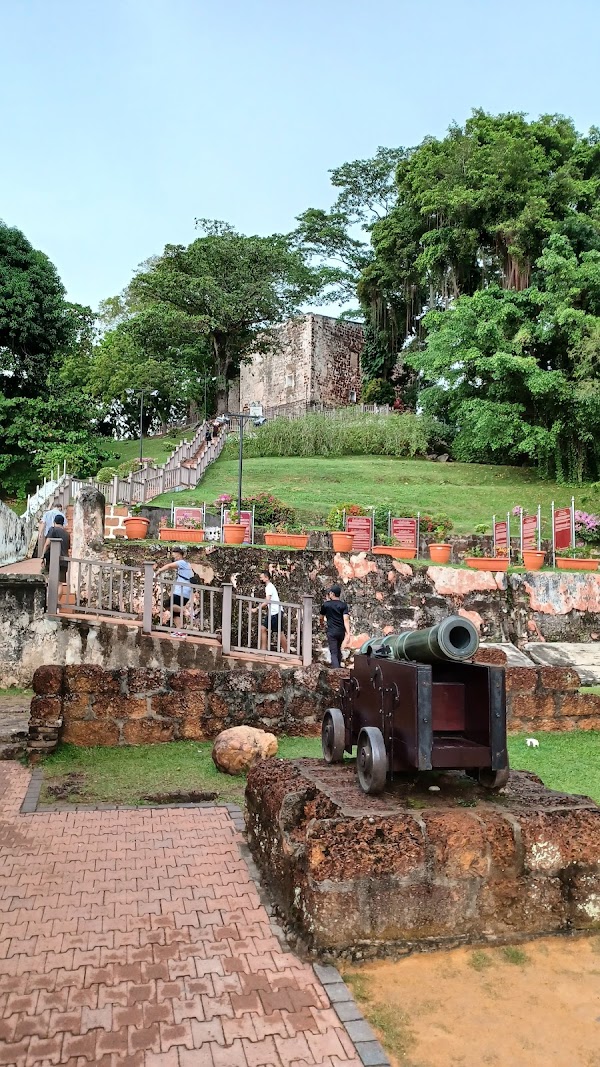 A Famosa 3