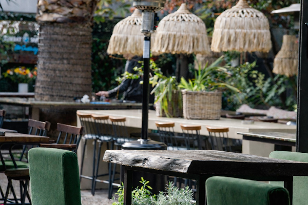 Hide & Seek - All day bar restaurant