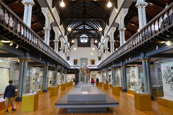 Hunterian Art Gallery
