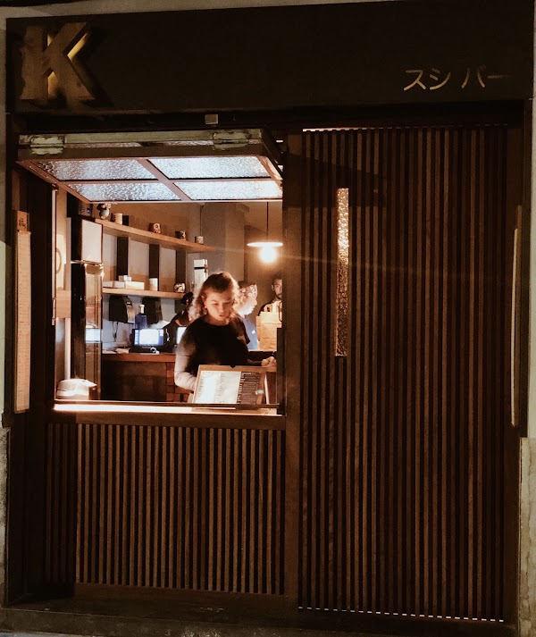 KITSUNE - Restaurante japonés en Barcelona. Sushi a domicilio y para llevar