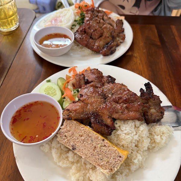 Quán Cơm Tấm 47 5
