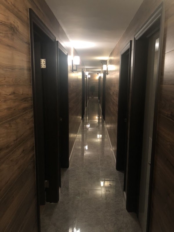 Renew Body & Mind Spa 1 East 2