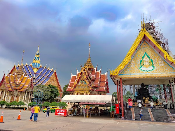 Wat Bang Phra (Luang Pho Pern)