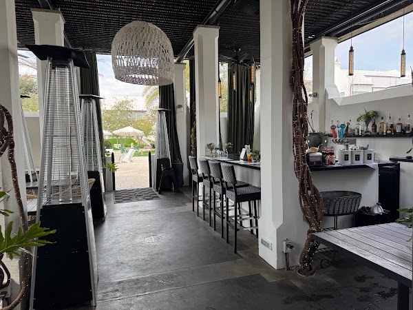 Raw & Juicy Alys Beach