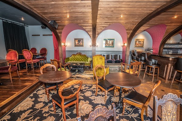 Good Robot Brewing (Robie St) - Pub - Craft Beer - Restaurant - Venue Rentals