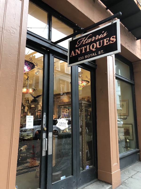 Harris Antiques Ltd 1