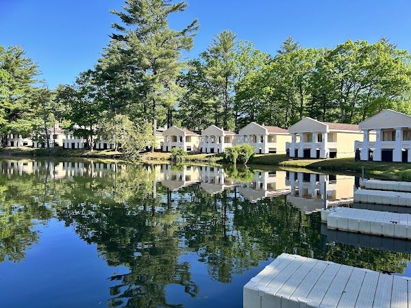 Paradise Stream Resort