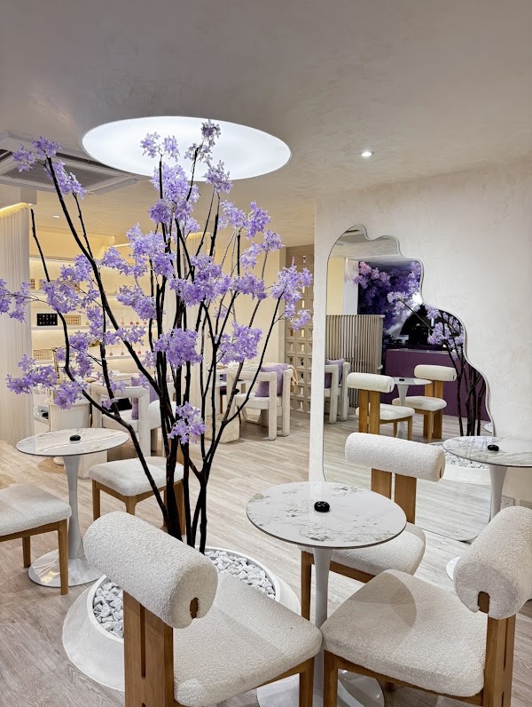 Lavande Nails & Café