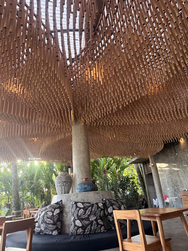 Kelapa Muda Ubud Pool Bar & Kitchen 5