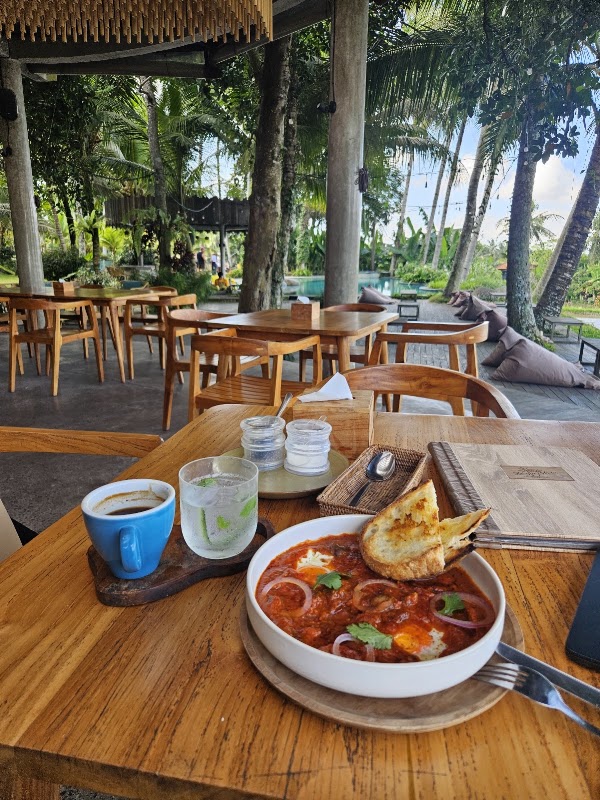 Kelapa Muda Ubud Pool Bar & Kitchen 3
