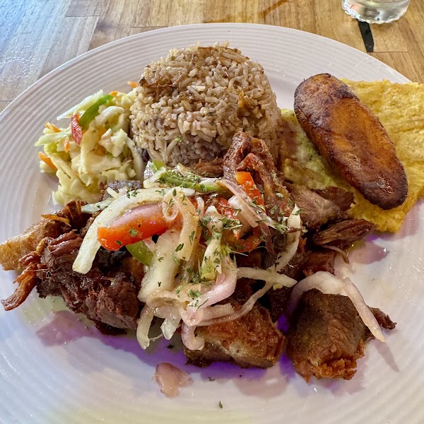 T'chaka a Taste of Haiti 4