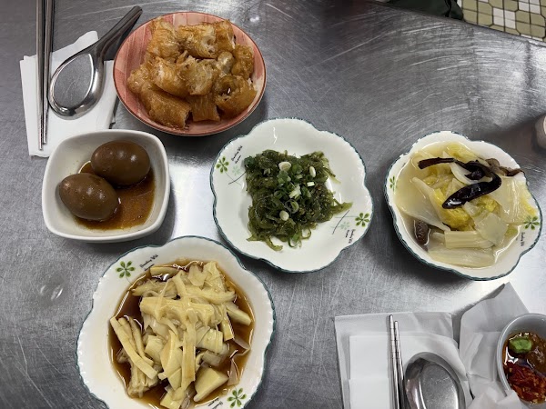 謝掌櫃虱目魚海鮮粥［安平總店］ 2