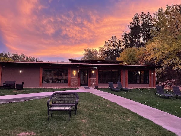 Moccasin Springs Natural Mineral Springs/Spa 1