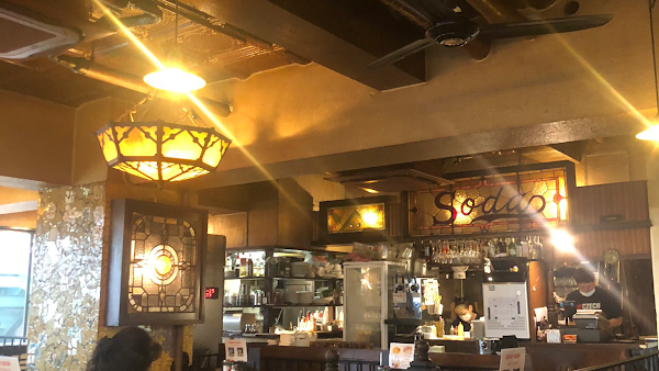 Yonchome Cafe 1