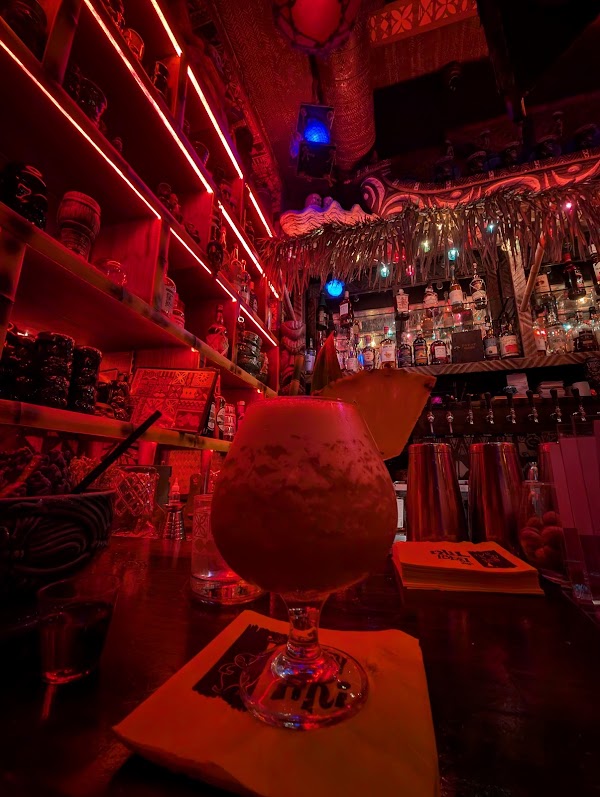 Lucky Tiki Highland Park