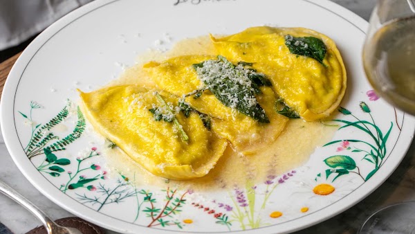 Donkey's Bar - Fine Trattoria 1