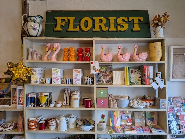 The Rambling Rosa Florist
