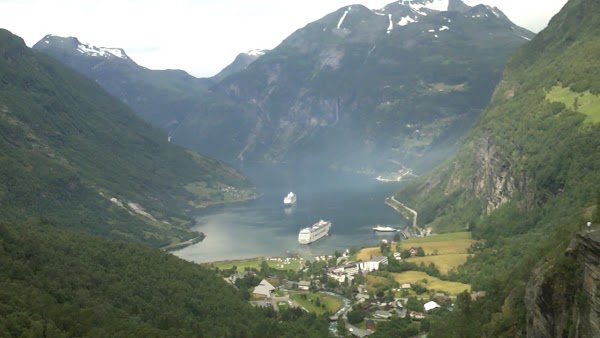 Romsdalshornet 2