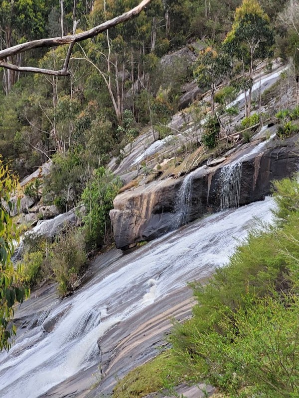 Wilhelmina Falls Walk 1