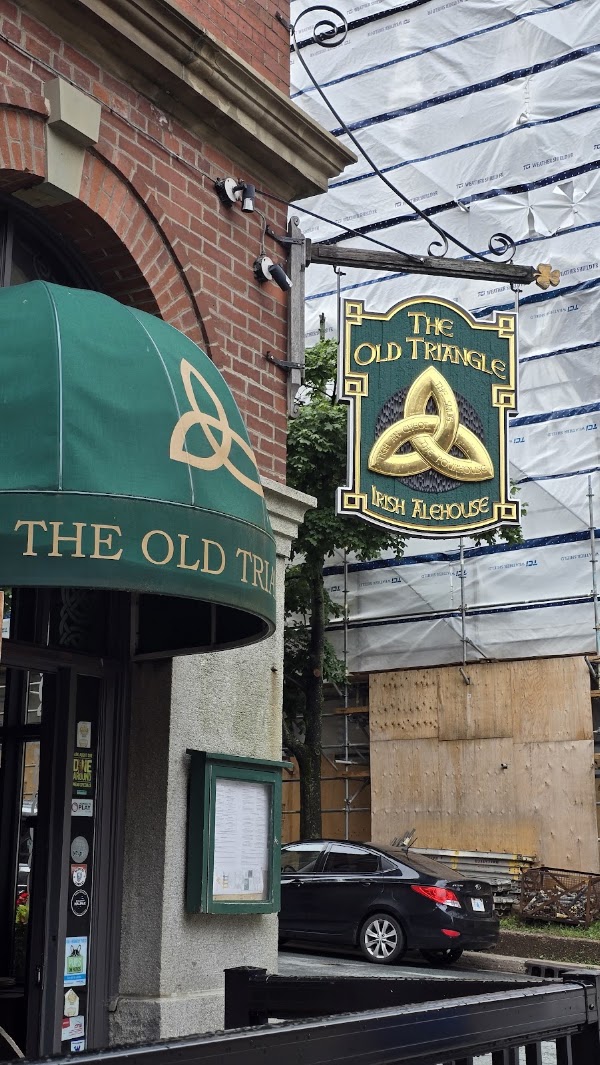 The Old Triangle Irish Alehouse 2
