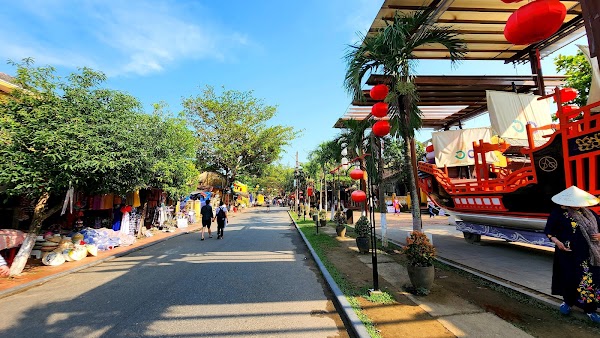 Đình Cẩm Phô 2