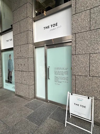 THE TOÉ