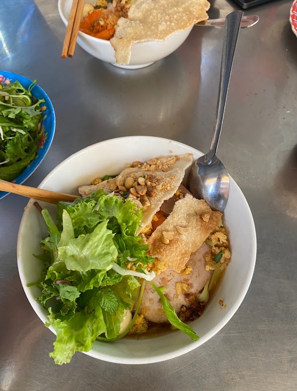 Mì Quảng Ông Hai - Mr. Hai Noodles 5