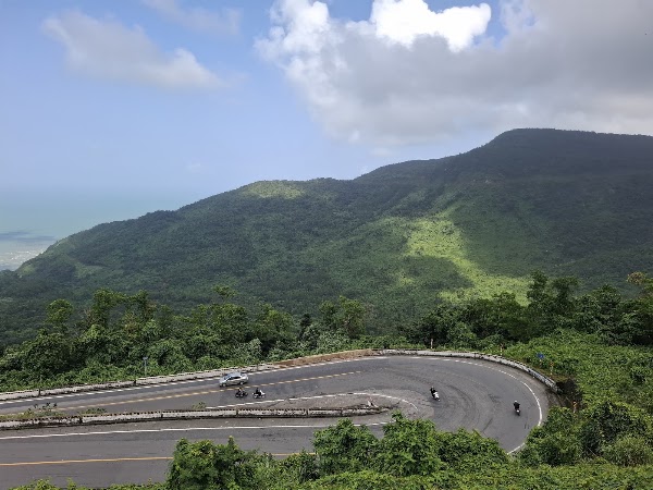 Hai van pass riders 4
