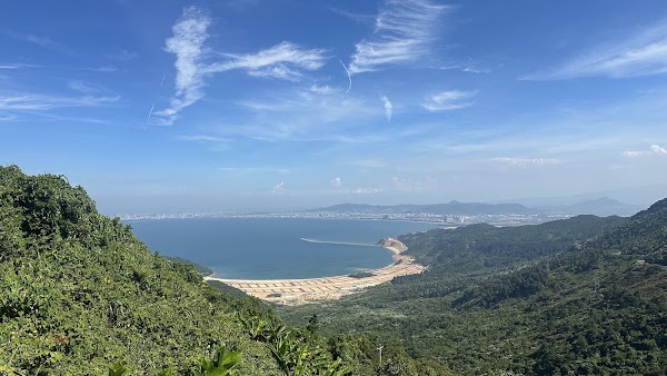 Hai van pass riders 2