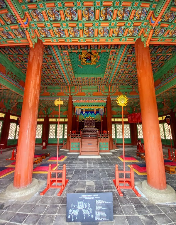 Gyeonghuigung Palace 3
