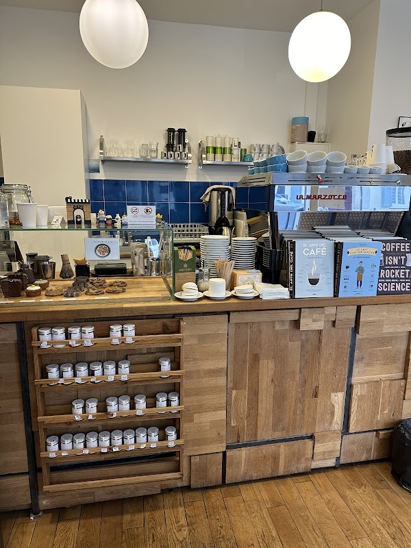 Hexagone Café 2