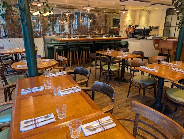 Vallier Bistro 2