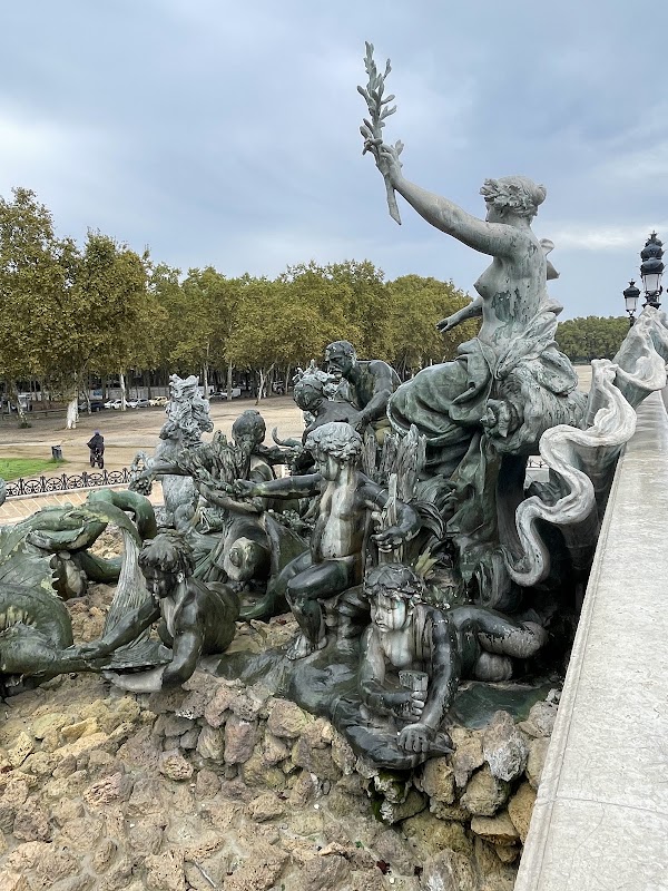 Monument aux Girondins 4