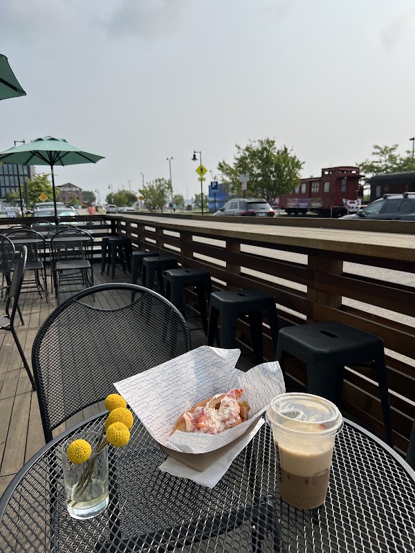 Navis Cafe 1