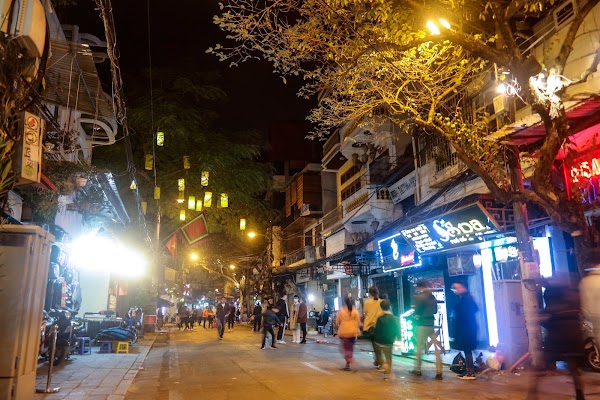 Phố Hàng Buồm 1