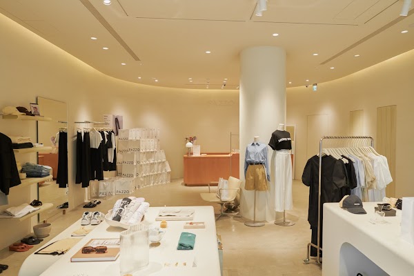 UR LIVING 信義店 5