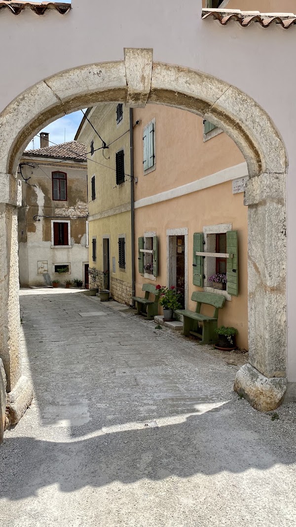 Višnjan 2