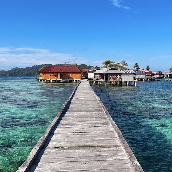 Pulau Papan Homestay & Restaurant