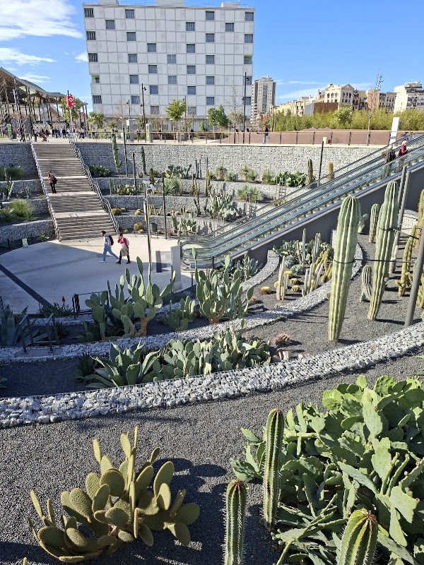 Plaça de les Glòries 6