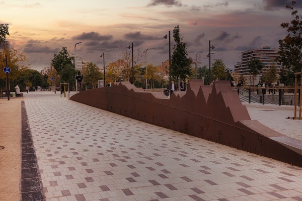 Plaça de les Glòries 3